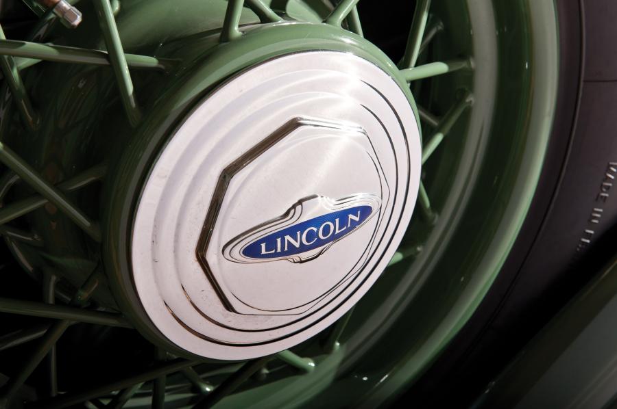 Колеса Lincoln Model KB Coupe by Judkins (244-B) 1932 года  (фото 31 из 52)